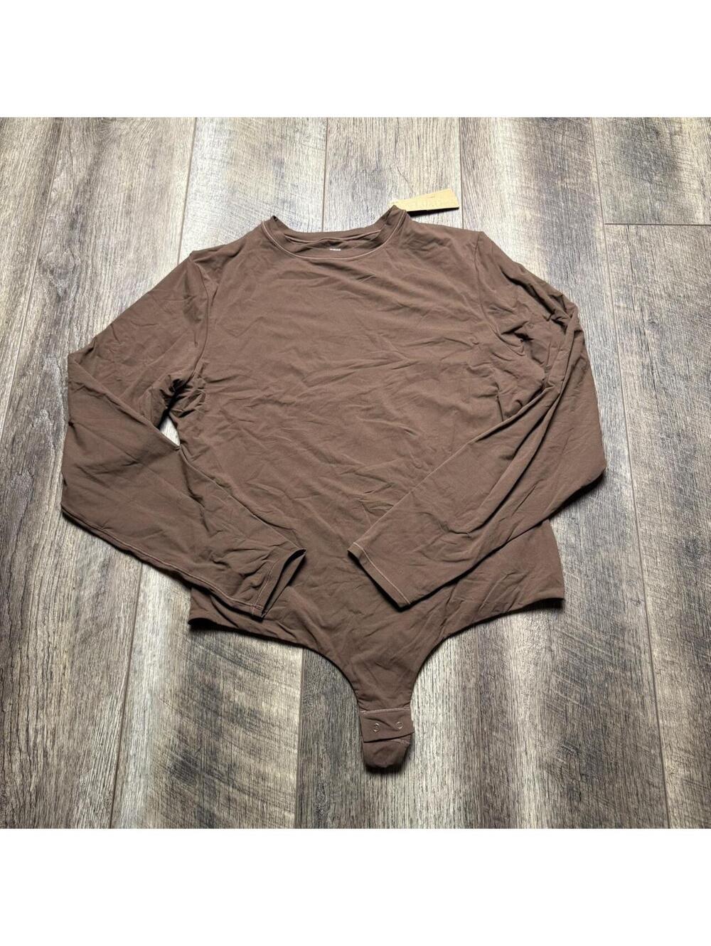 Skims fits everybody long sleeve crew neck bodysuit NWT size 2XL